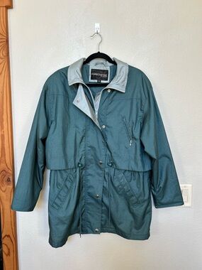 VTG Forecaster of Boston Teal Green Lightweight Jacket Medium Drawstring
